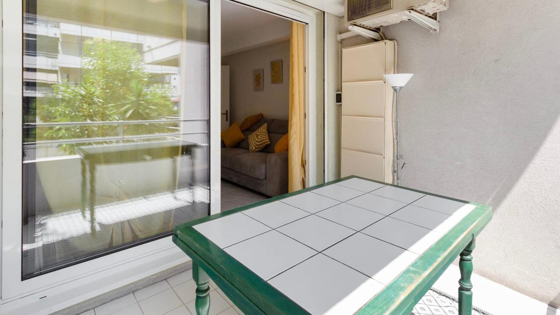 Le Seaside - - Tram - Airport - Ac Apartment *