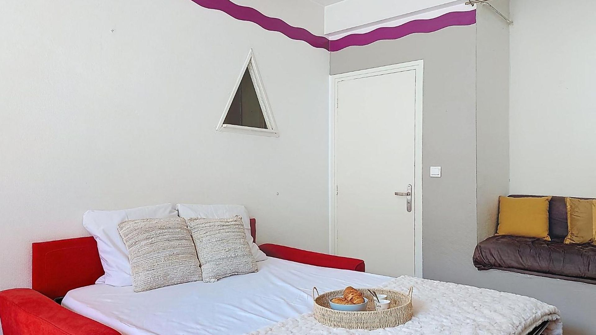 Daphne By Interhome * Nice