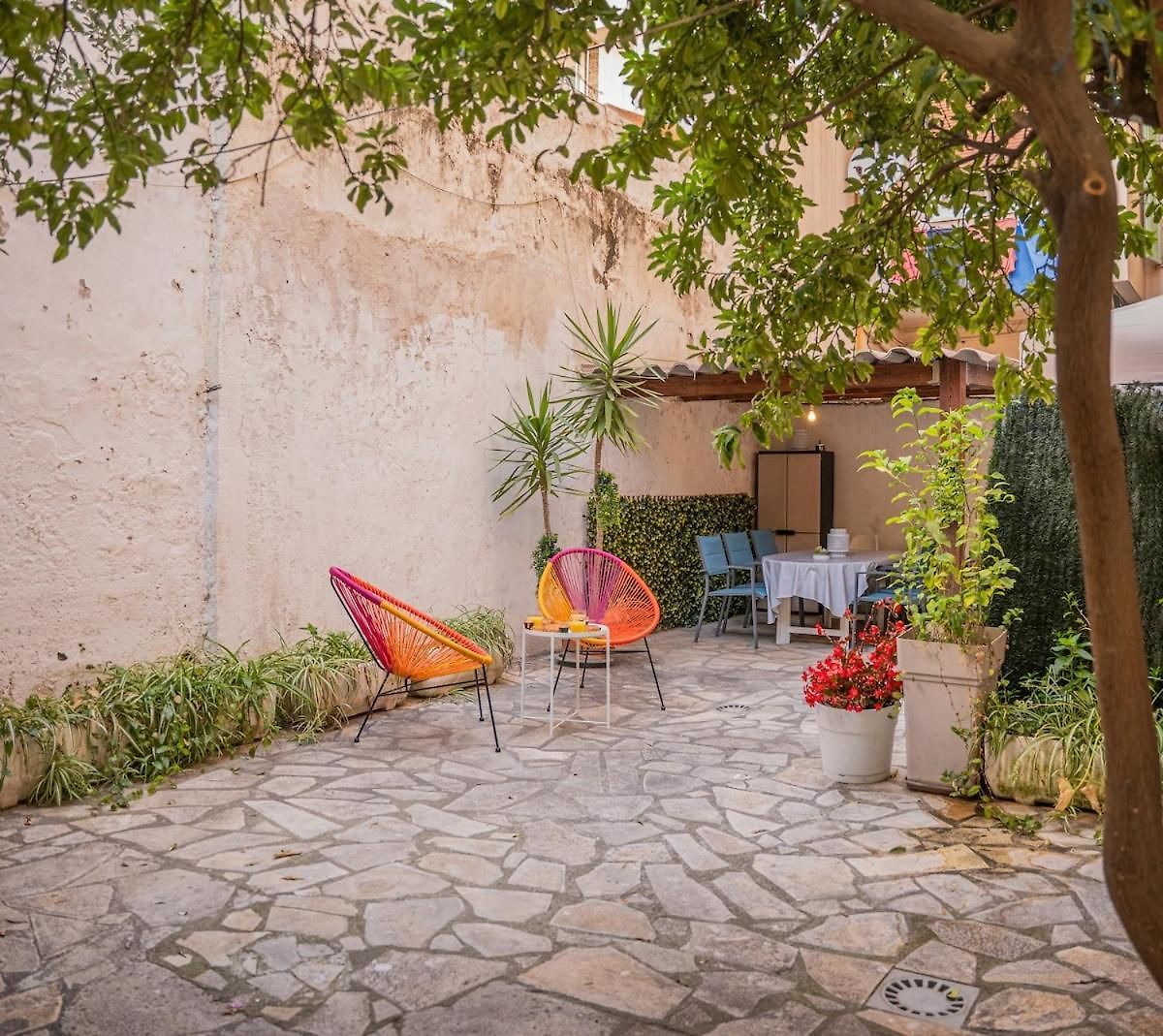 Appartement 4 Pièces - Cour Privative - Port De