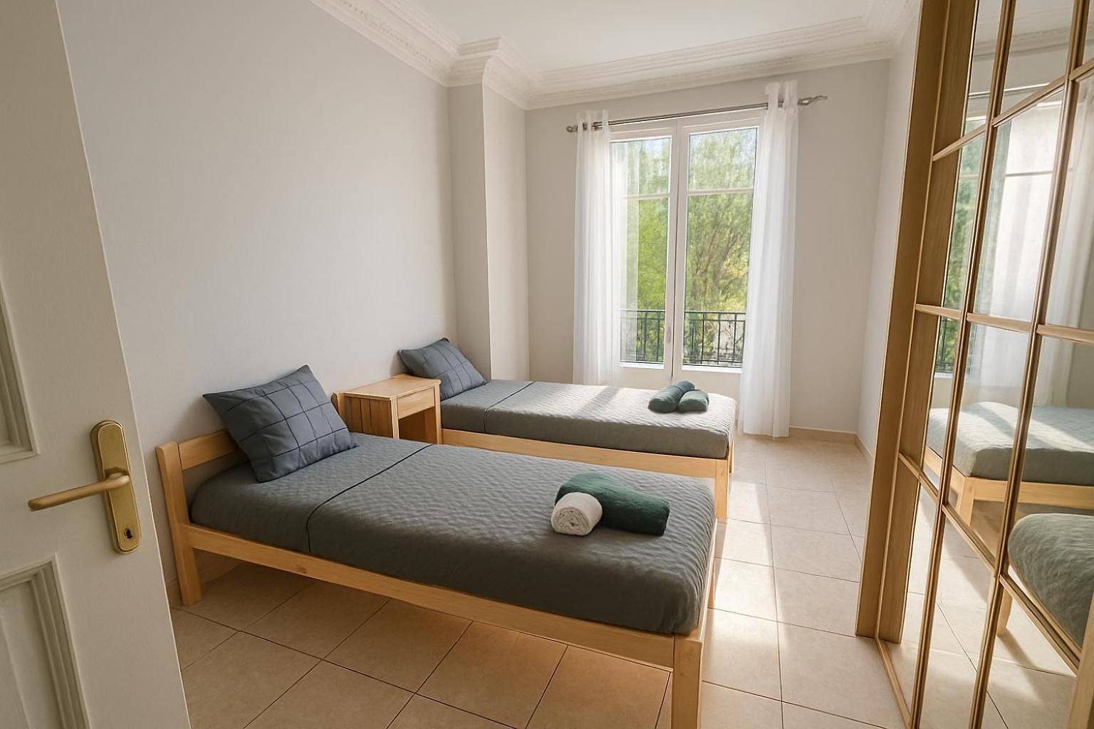 Spacieux Climatisé Centre Appartement *