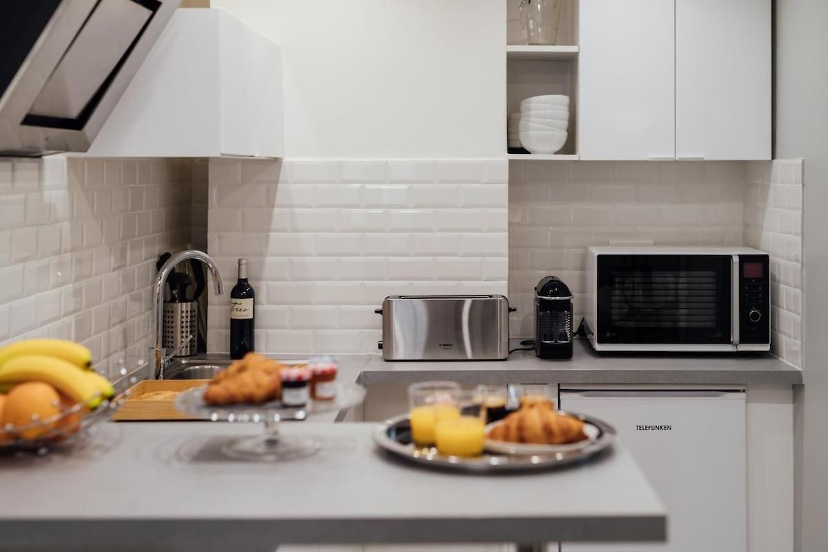 Le Chic, Plein Centre Avec Climatisation Appartement Nice
