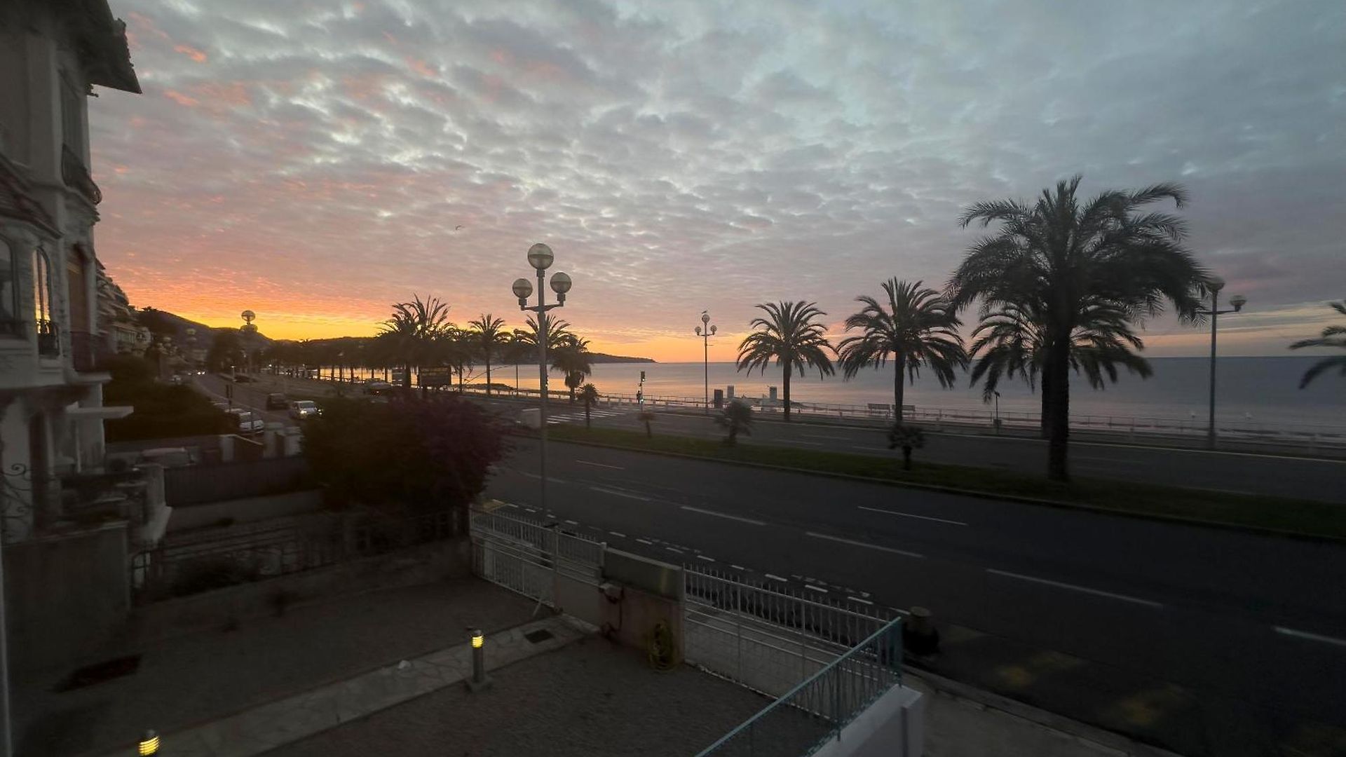 Luxury On Promenade Des In Appartement Nice