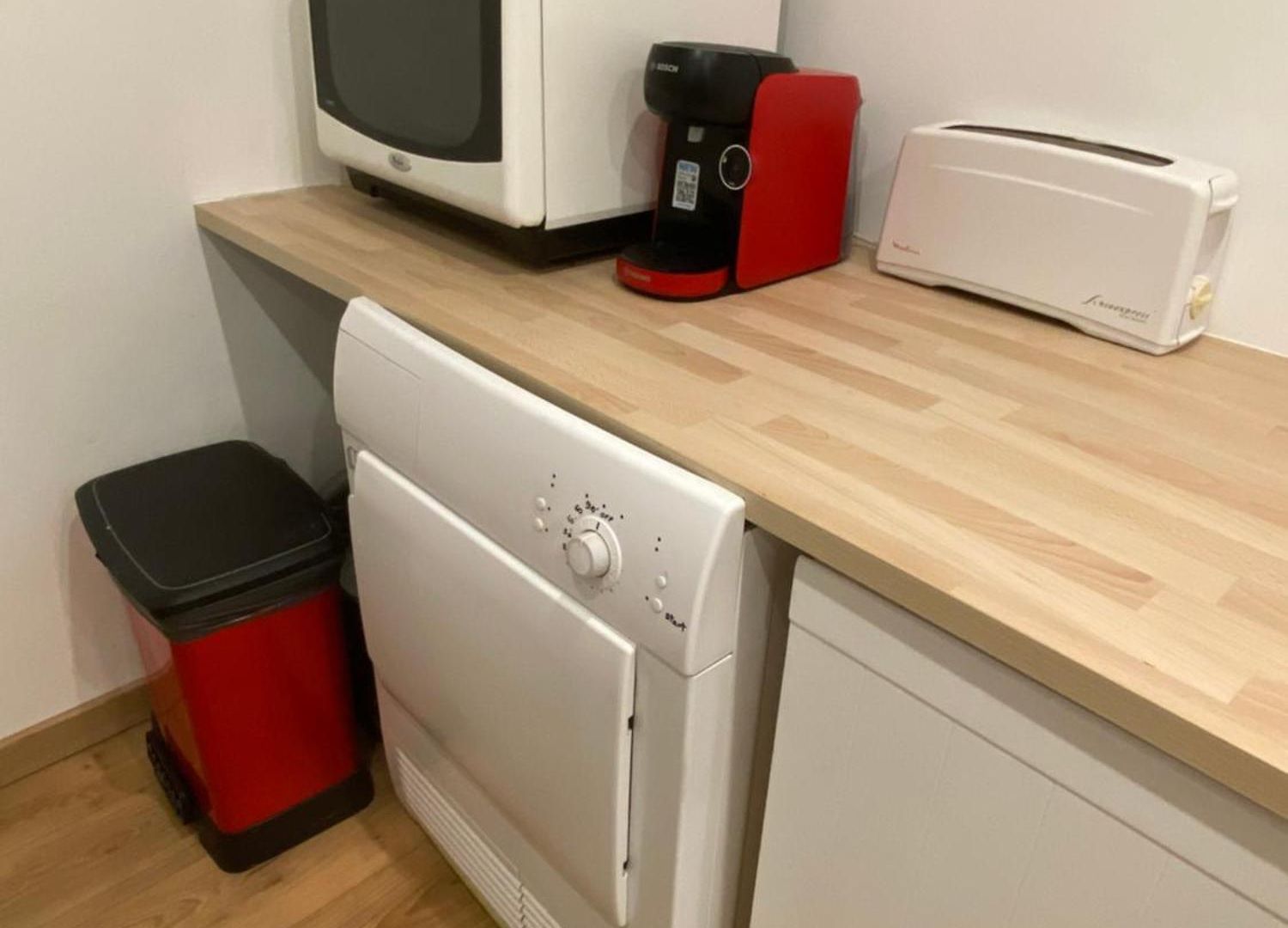 Superbe De 3p Pieces Dans Avec Piscine Et Climatisation Appartement