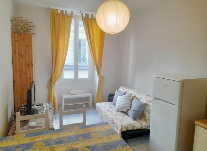 Apartment Centre