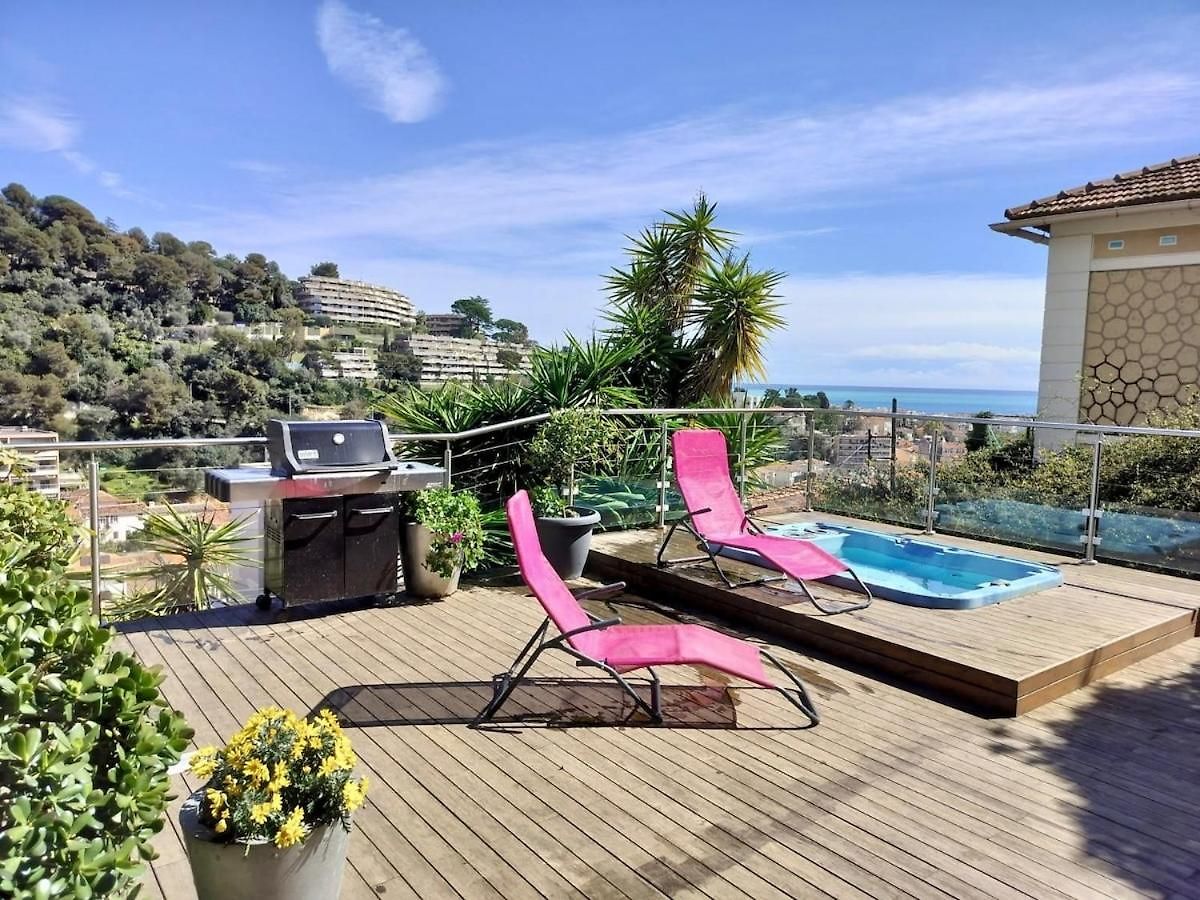 Terrasse Jacuzzi *
