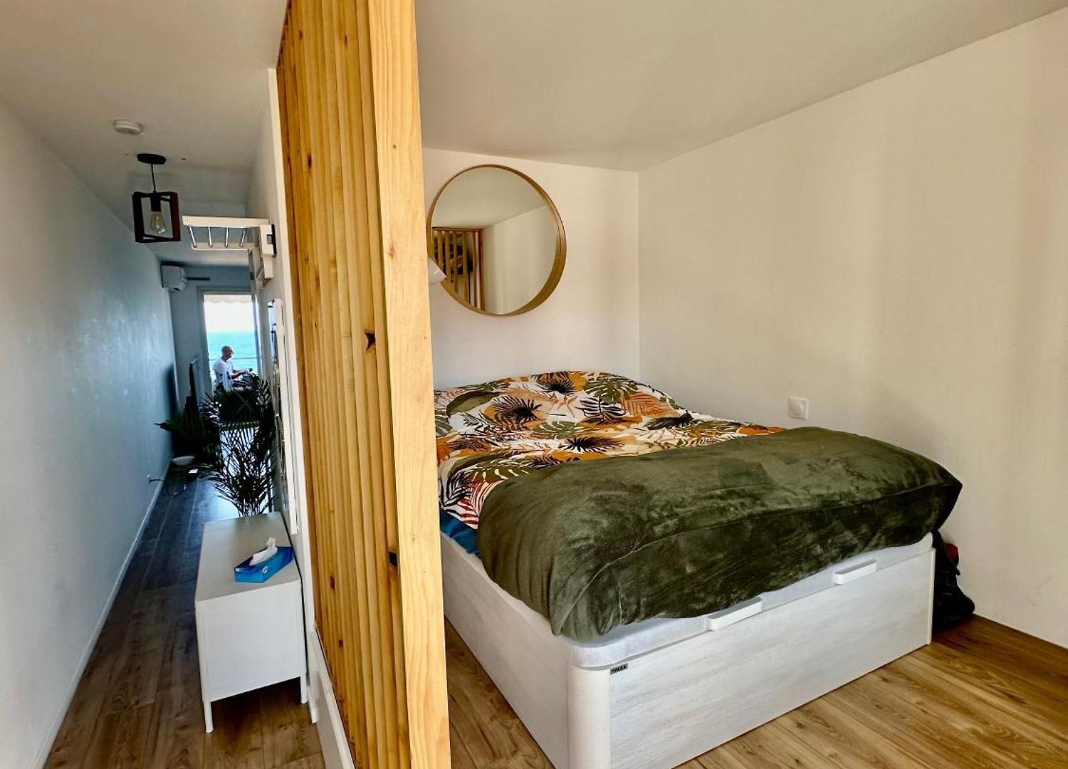 Cote D'azur Charm, With Panoramic Seaview In Apartment