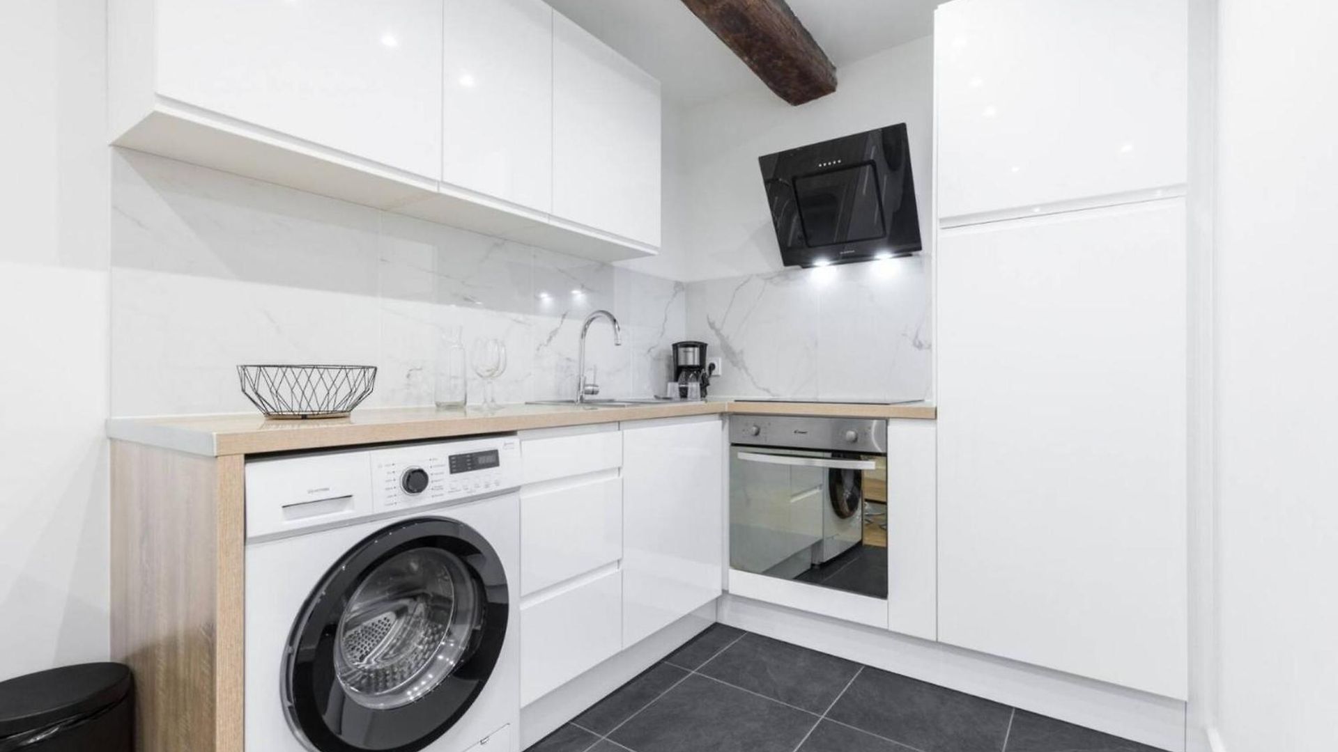 Appartement Petit 2 Pieces Dans La Vieille