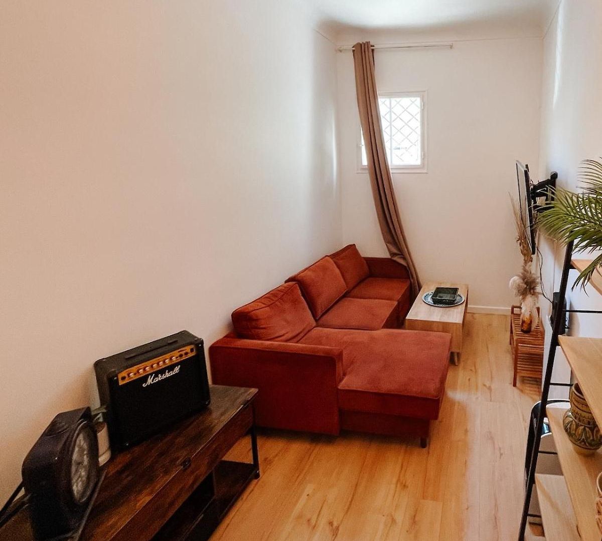 Appartement T2 Calme Avec Parking Gratuit *