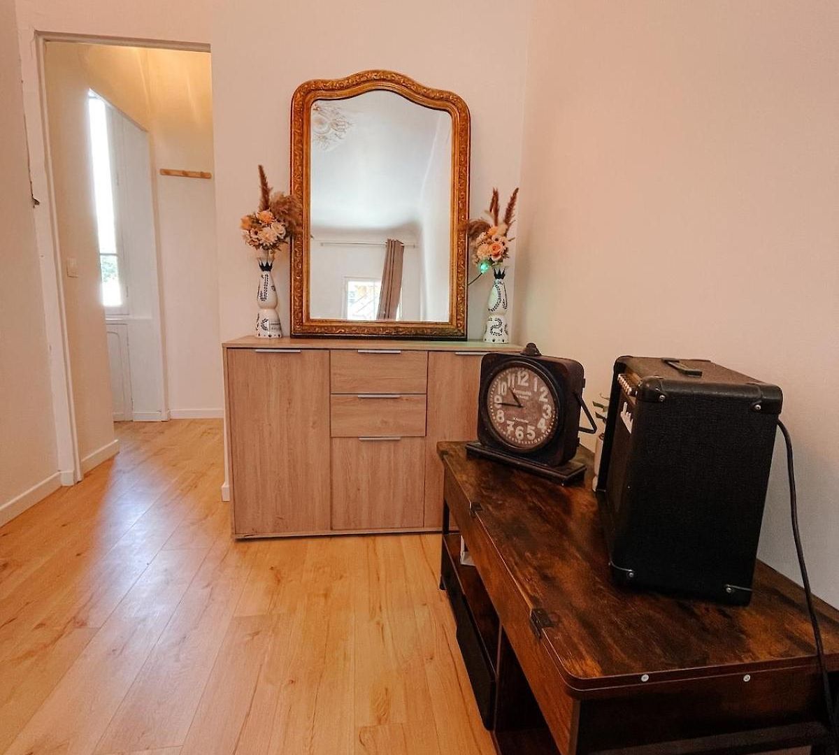 Appartement T2 Calme Avec Parking Gratuit