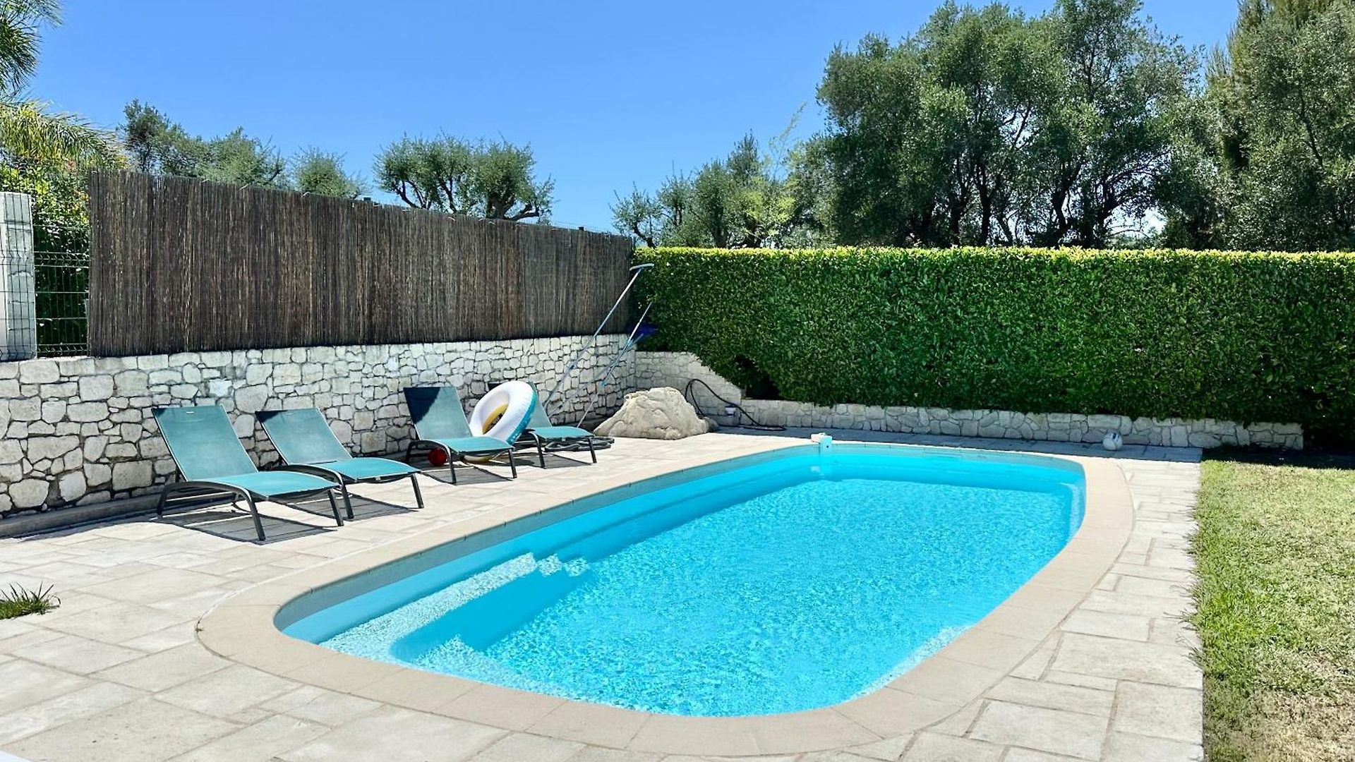 Appartement Magnifique Studio, Piscine, Parking Nice