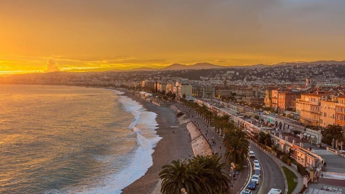Apartment ⁂ Vieux-nice Climatise: Charme Commodites *