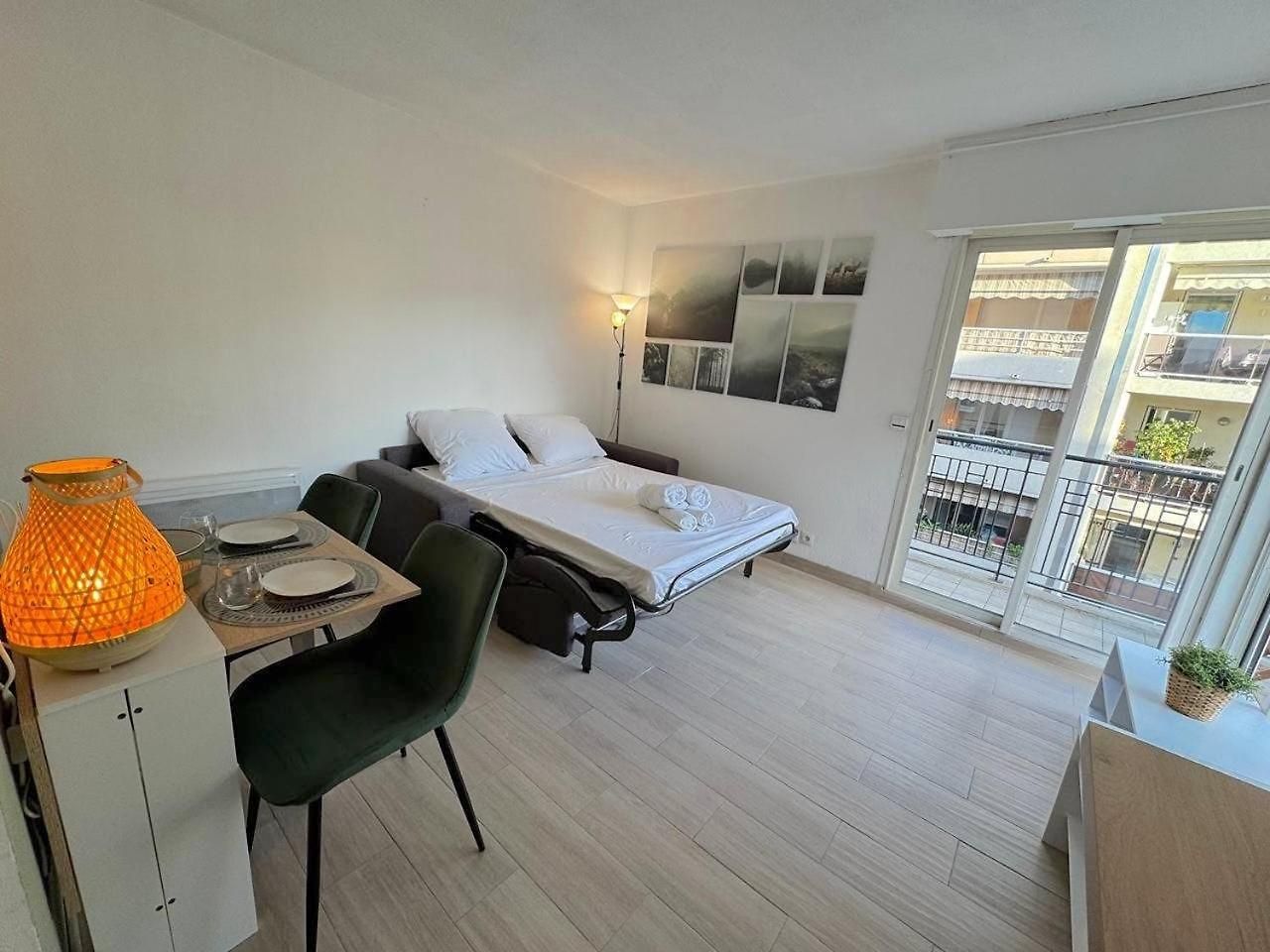 ⁂ Calme Et Ensoleille Balcon Quartier Port * Nice