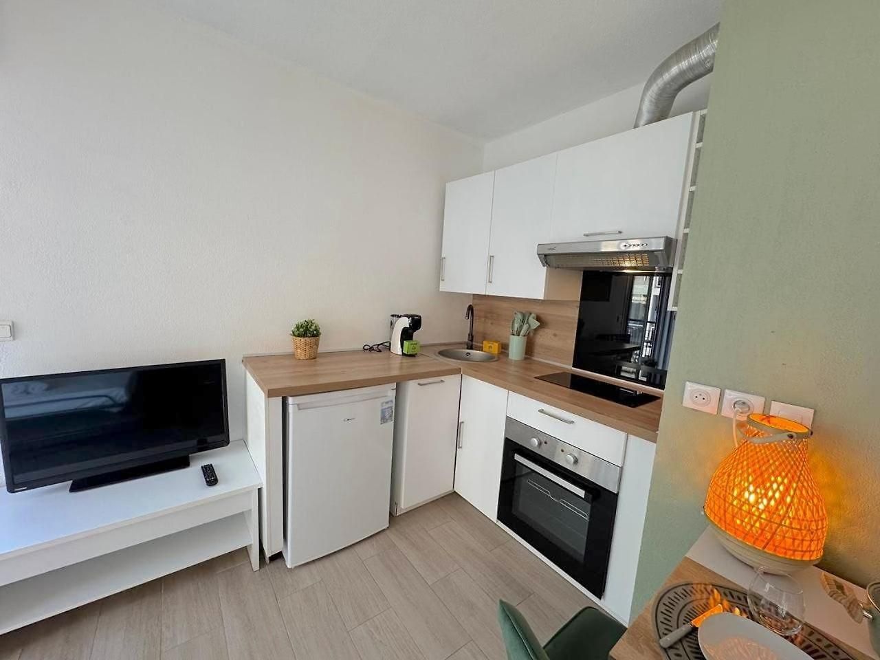 ⁂ Calme Et Ensoleille Balcon Quartier Port *