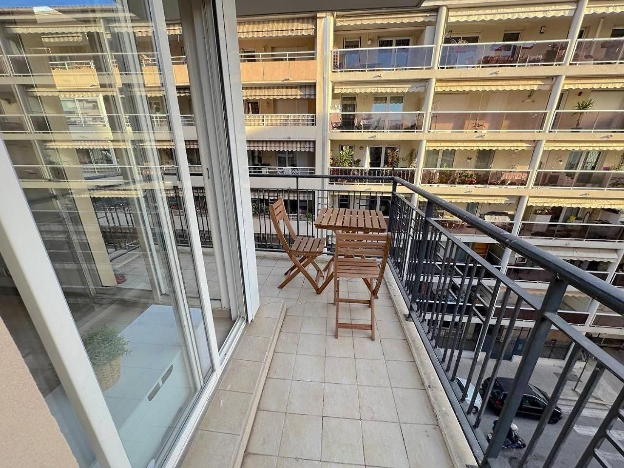 Apartment ⁂ Calme Et Ensoleille Balcon Quartier Port Nice