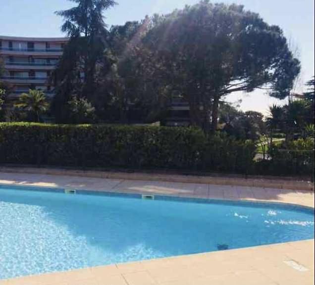 Avec Piscine Au Coeur De Ouest Appart hôtel