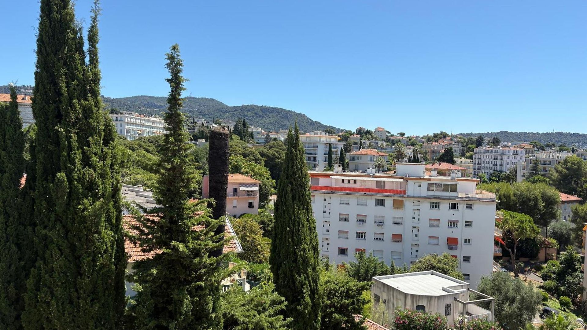 Stunning 2 Bedroom With Terrace And Sea View, Cimiez Liberation Nice