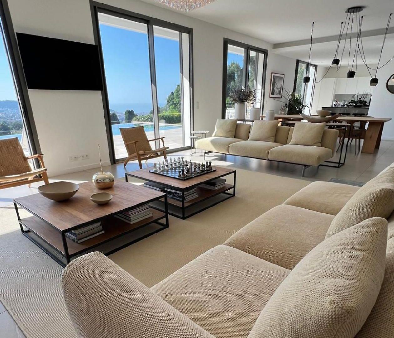 Contemporary With Sea View, Infinity Swimming Pool, Gym , Cinema Room,lift Villa