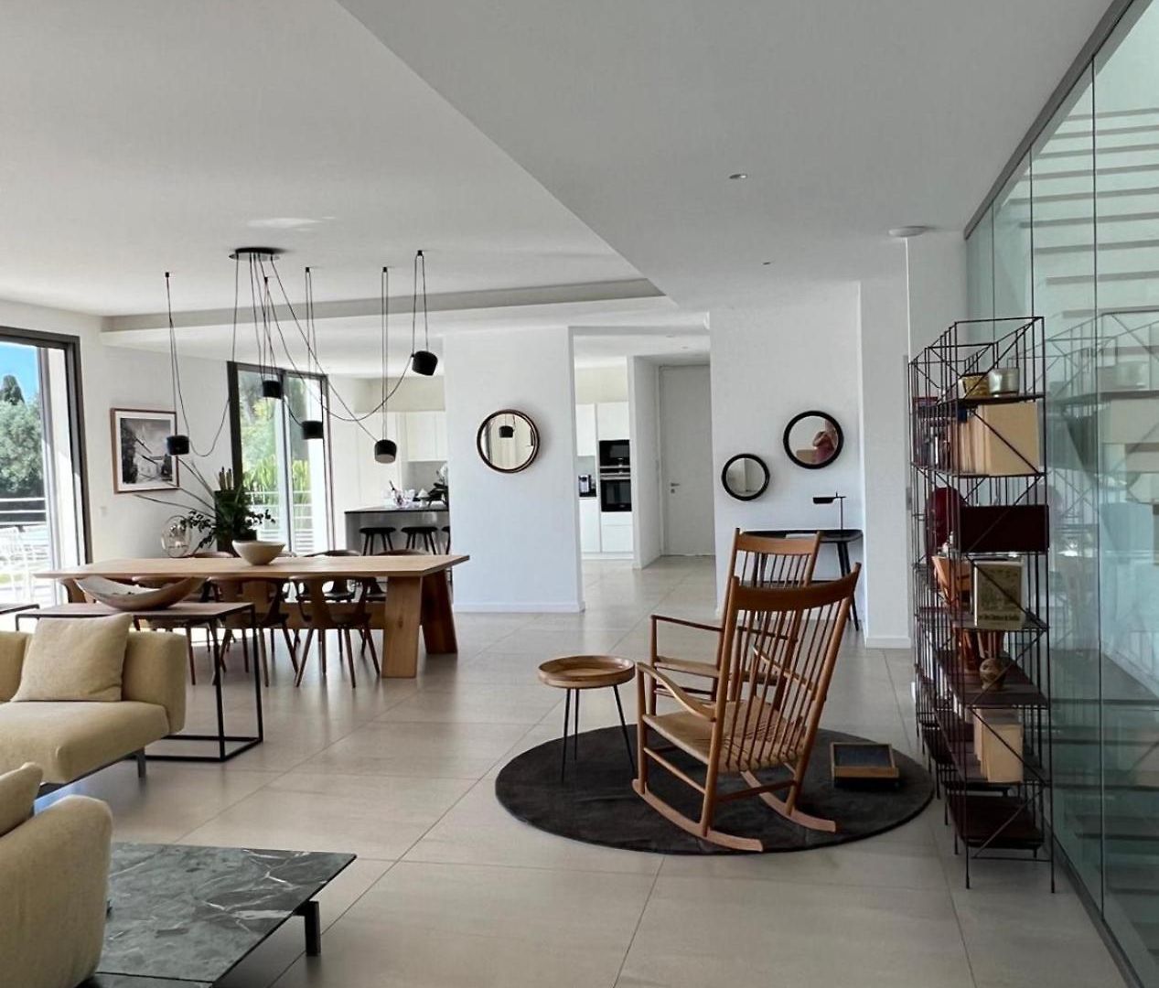 Contemporary With Sea View, Infinity Swimming Pool, Gym , Cinema Room,lift Villa