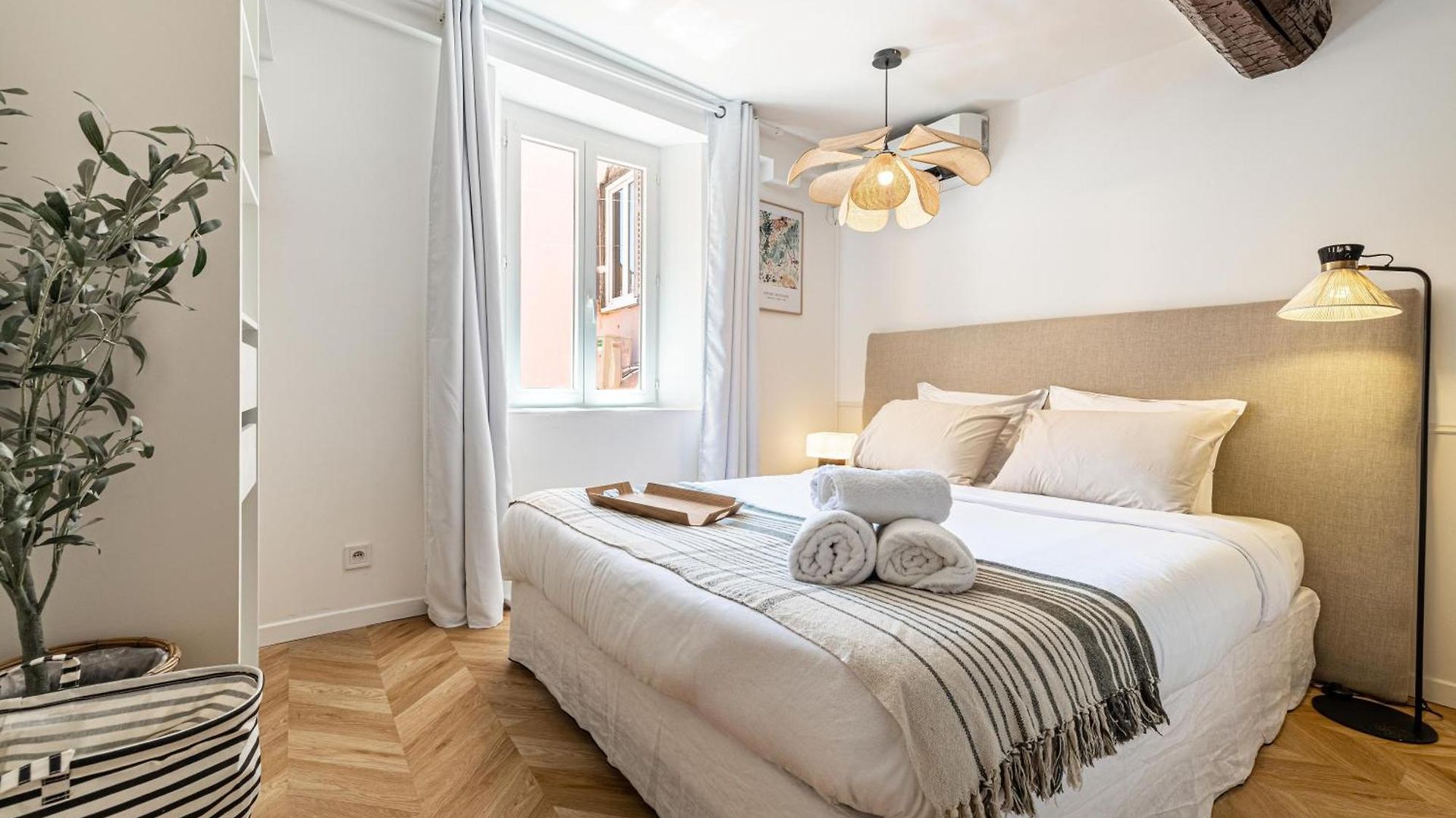 Two With Ac In The Heart Of Old Nice, Each With Its Own Entrance Appartement