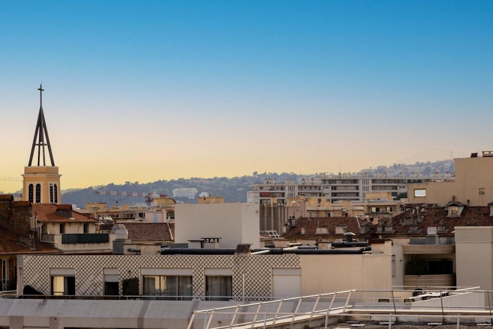 Terrace Ac Lift - Old Town | By Airnest * Nice