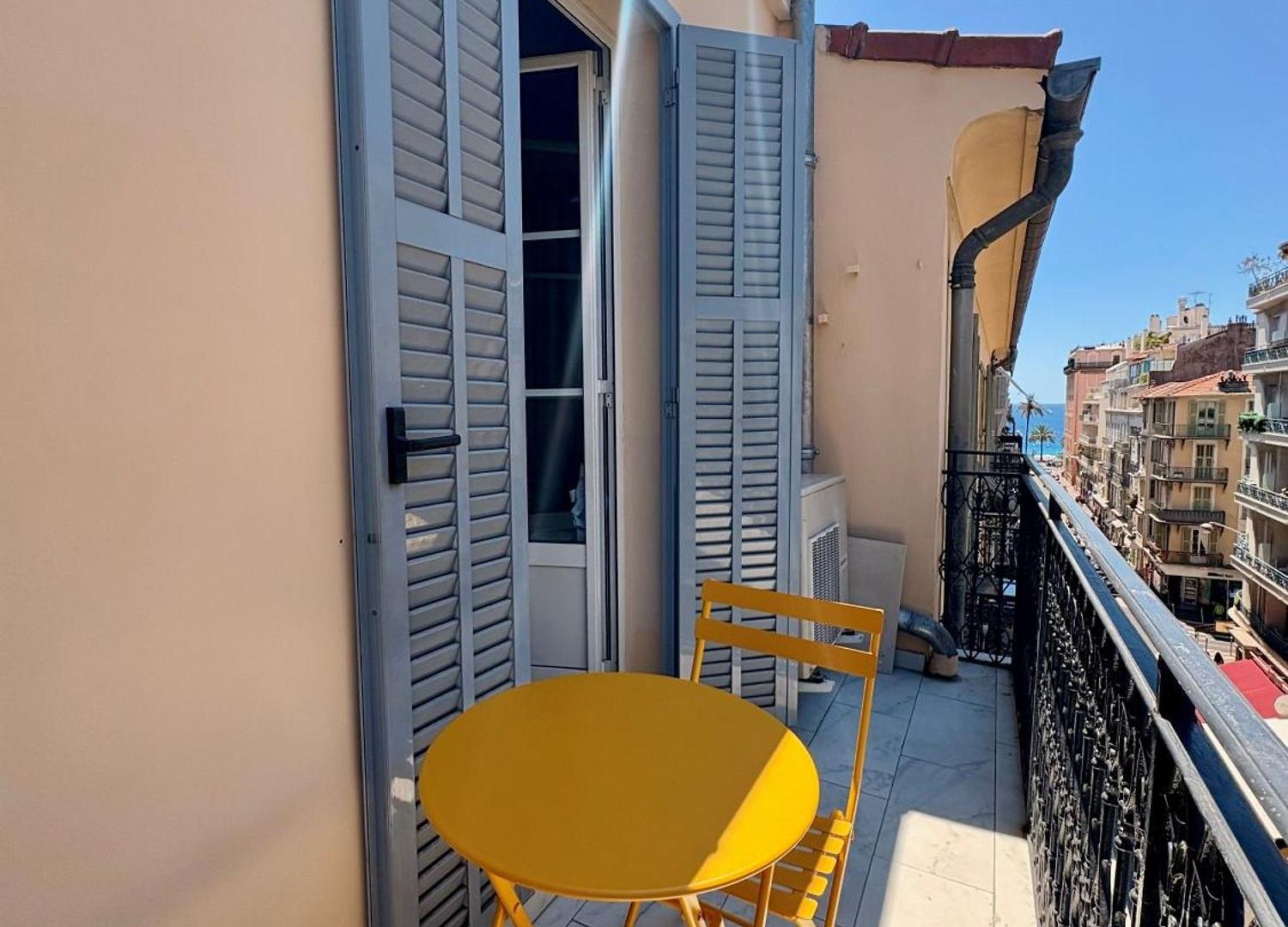 Hotel De La Fontaine 3*