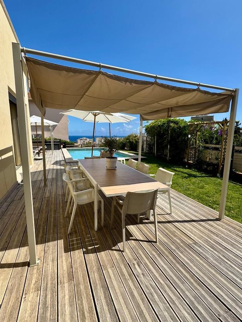 Moderne Pour 8 Personnes - Vue Sur ! Nice