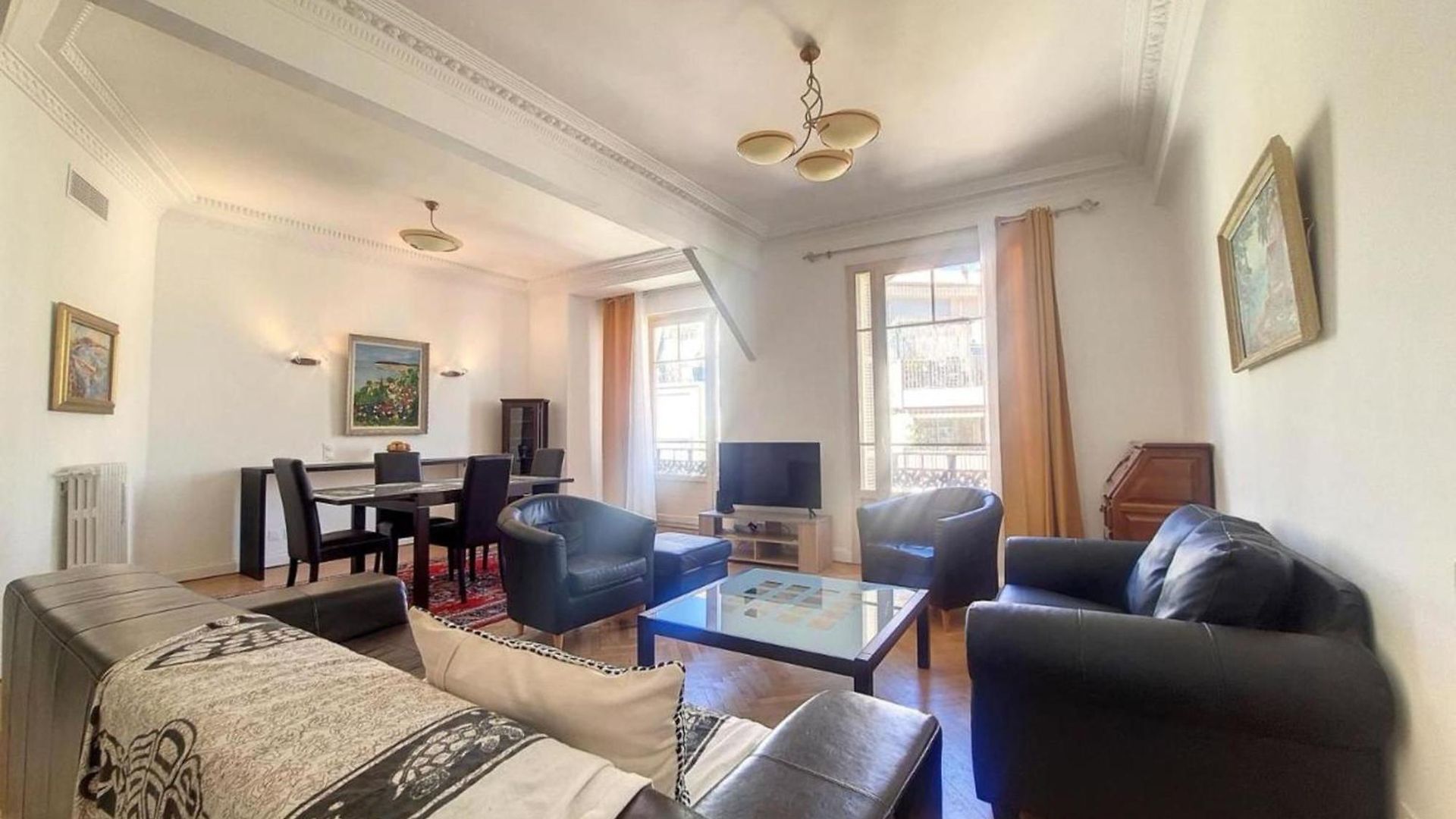 Bright Air-conditioned Flat In The Centre Apartment *