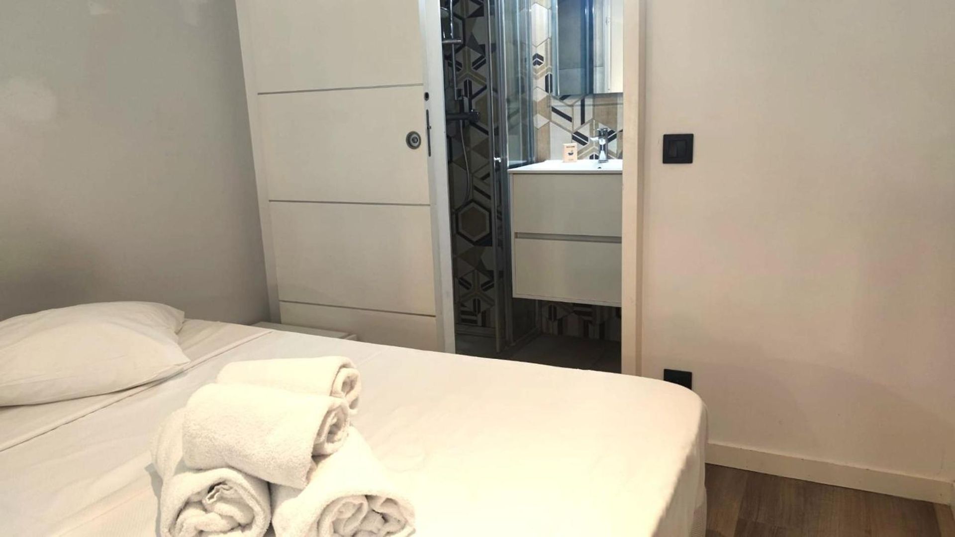Duplex Centre 201 * Nice