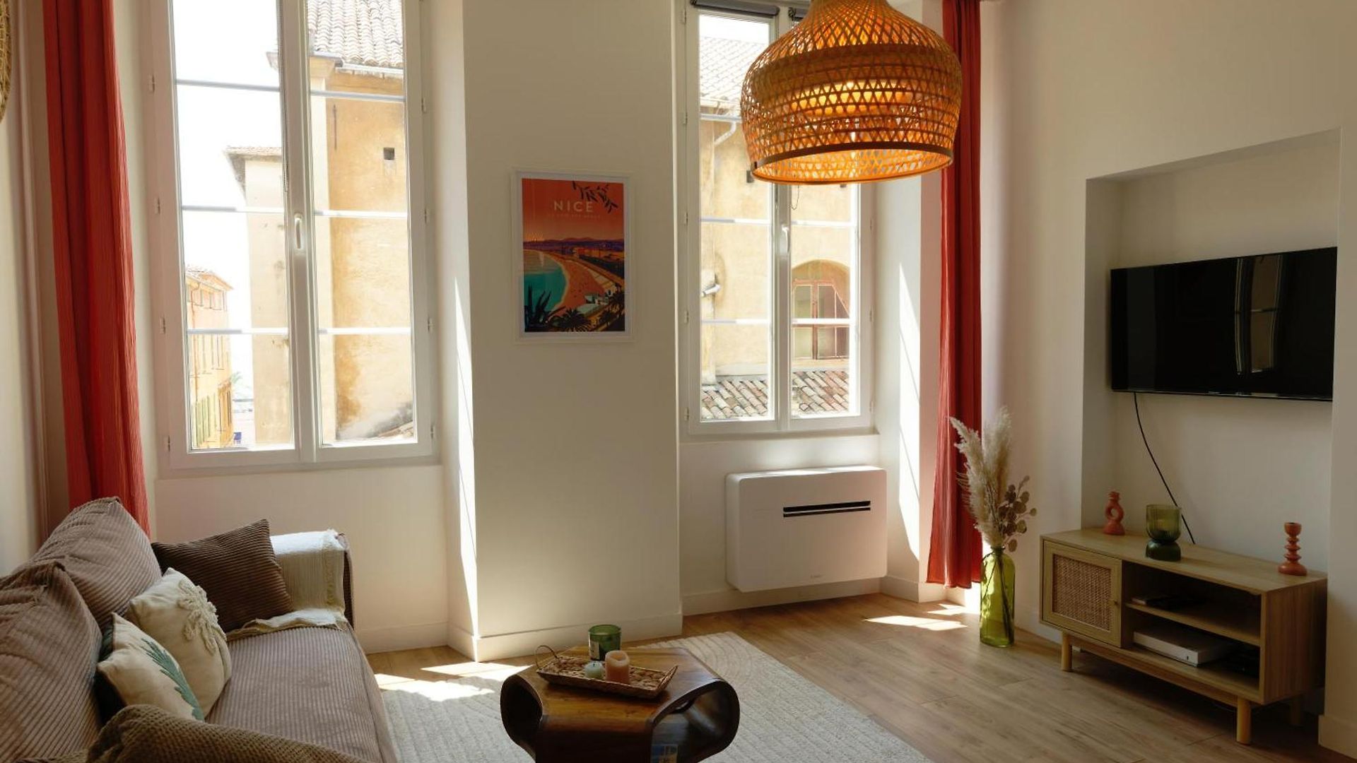 Appartement Au Coeur Du Vieux - Vue Et Clocher *