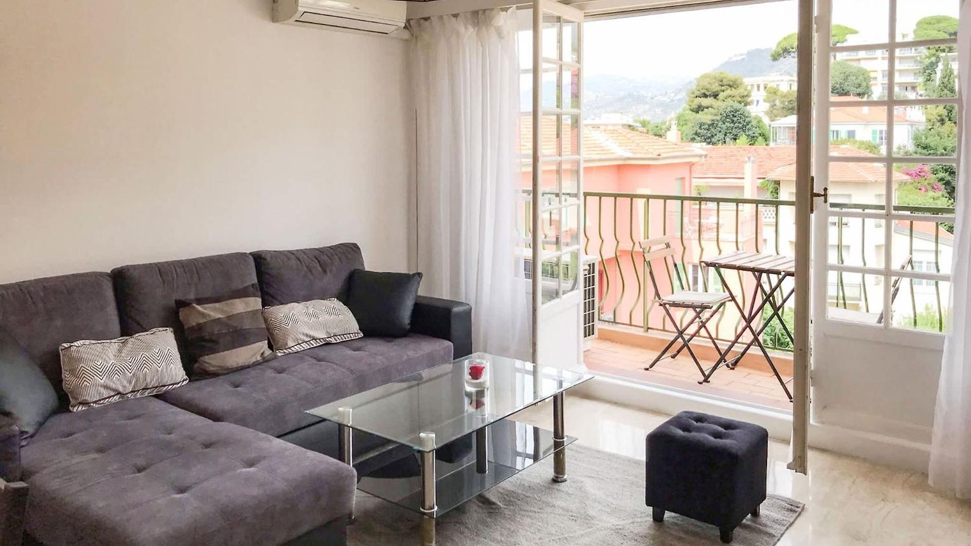 Lympia - One Bedroom Near The Port Appartement Nice