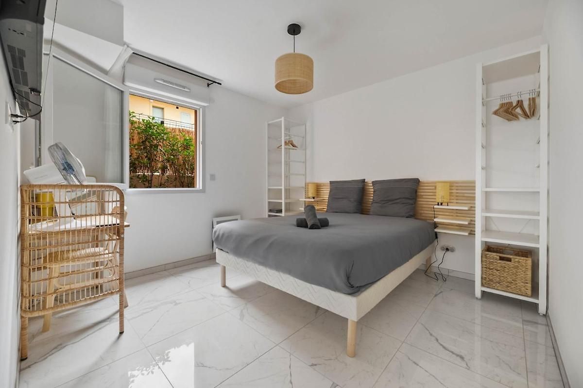 Apartment Avec Balcon-terrasse & Clim