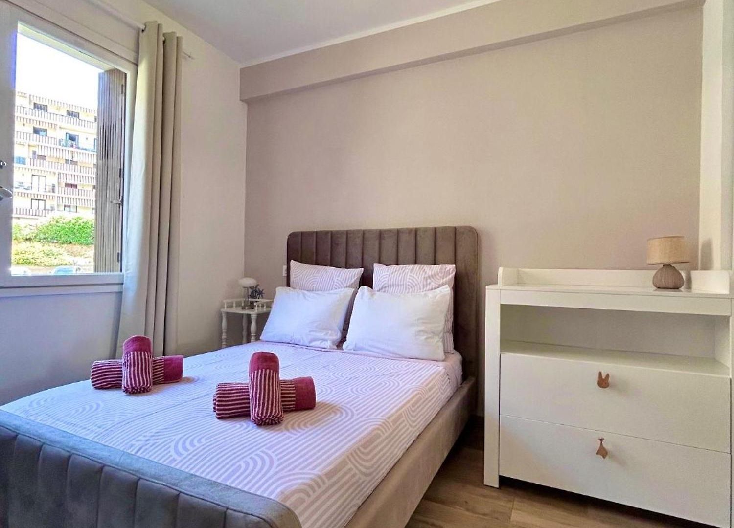 Near Port & - Private Parking - Full Apartment Nice