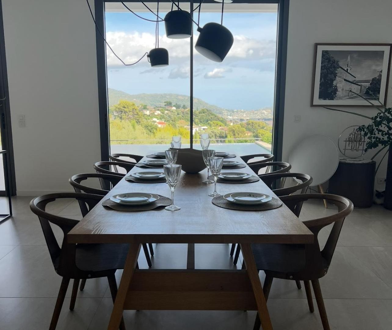 Contemporary With Sea View, Infinity Swimming Pool, Gym , Cinema Room,lift Villa