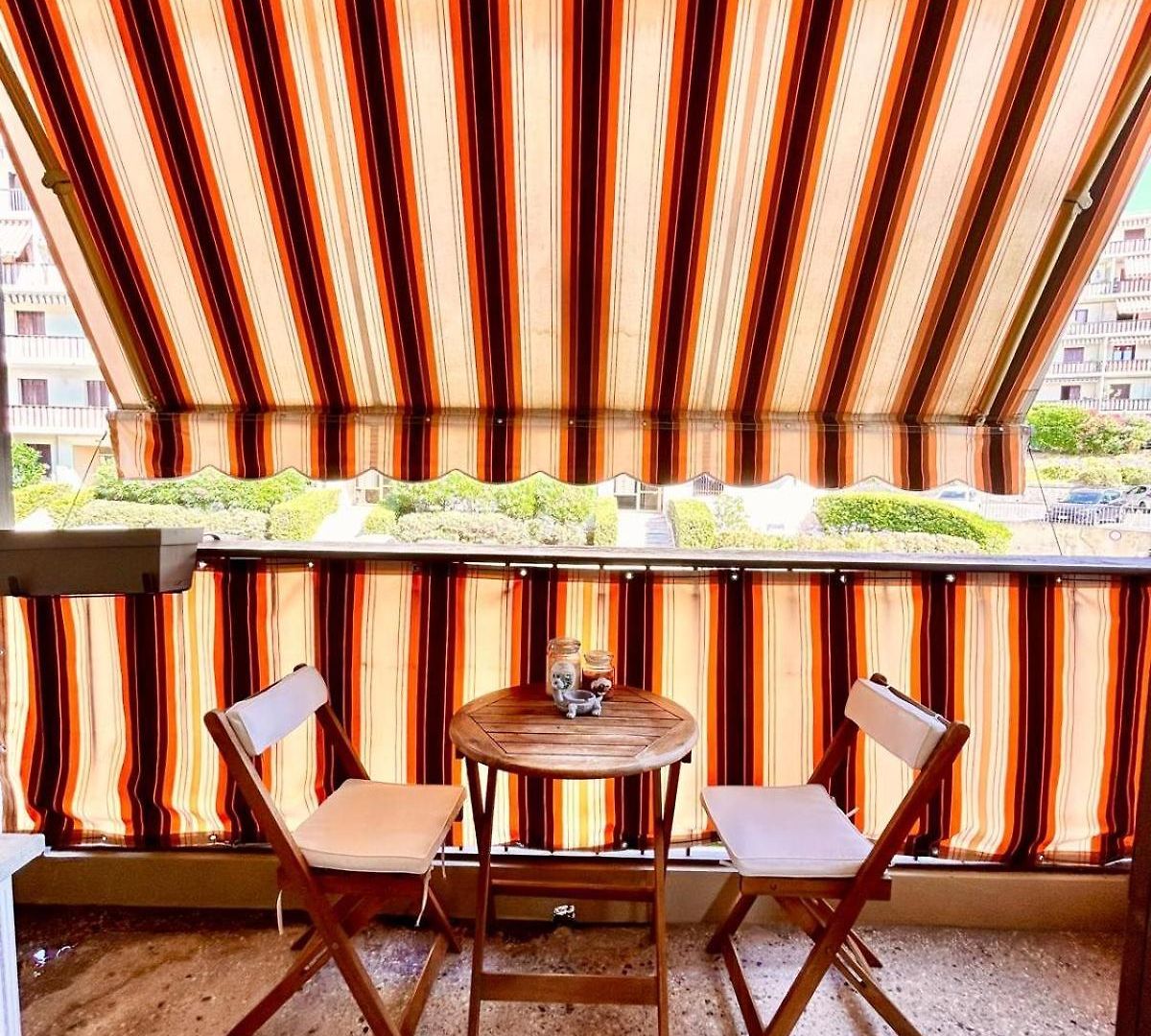 Near Port & - Private Parking - Full