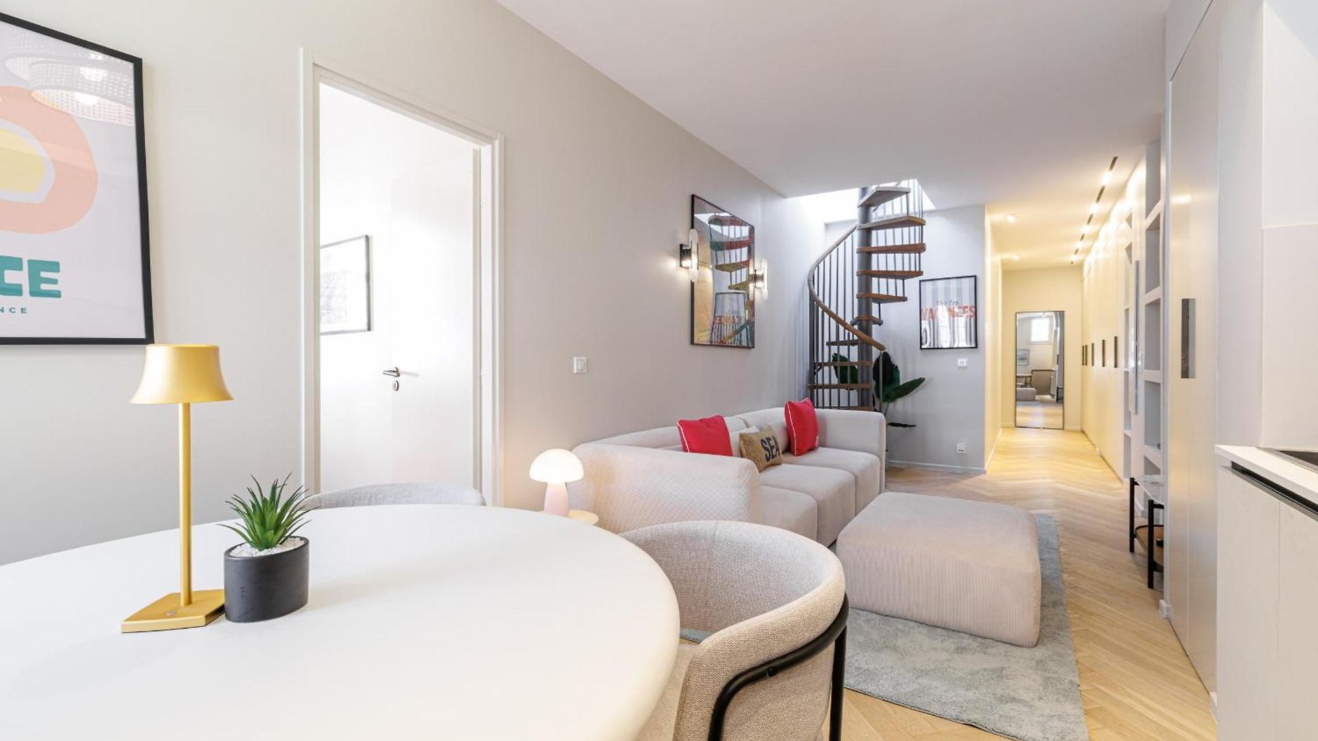 Wide Open Sky Terrace 1 Bdr