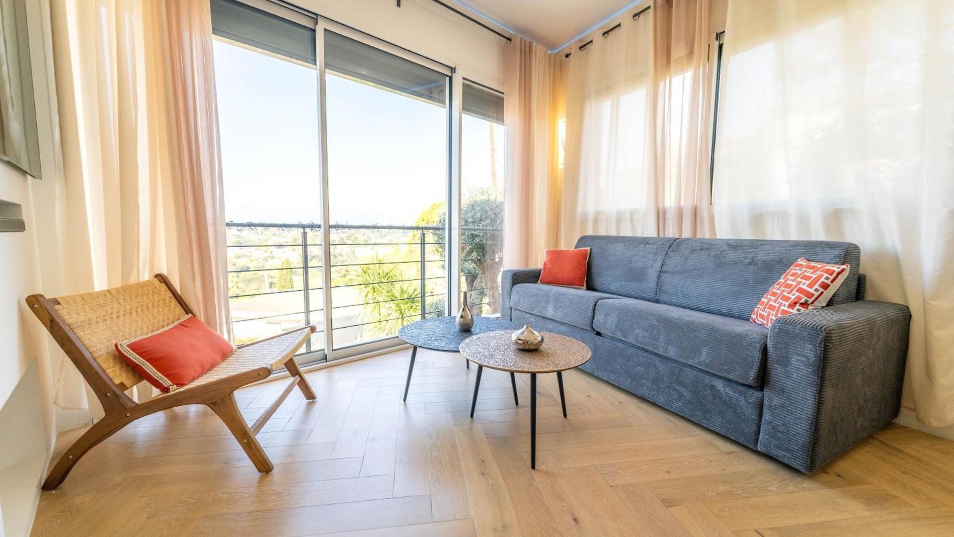 Magnifique Avec Piscine Et Jardin Appartement Nice