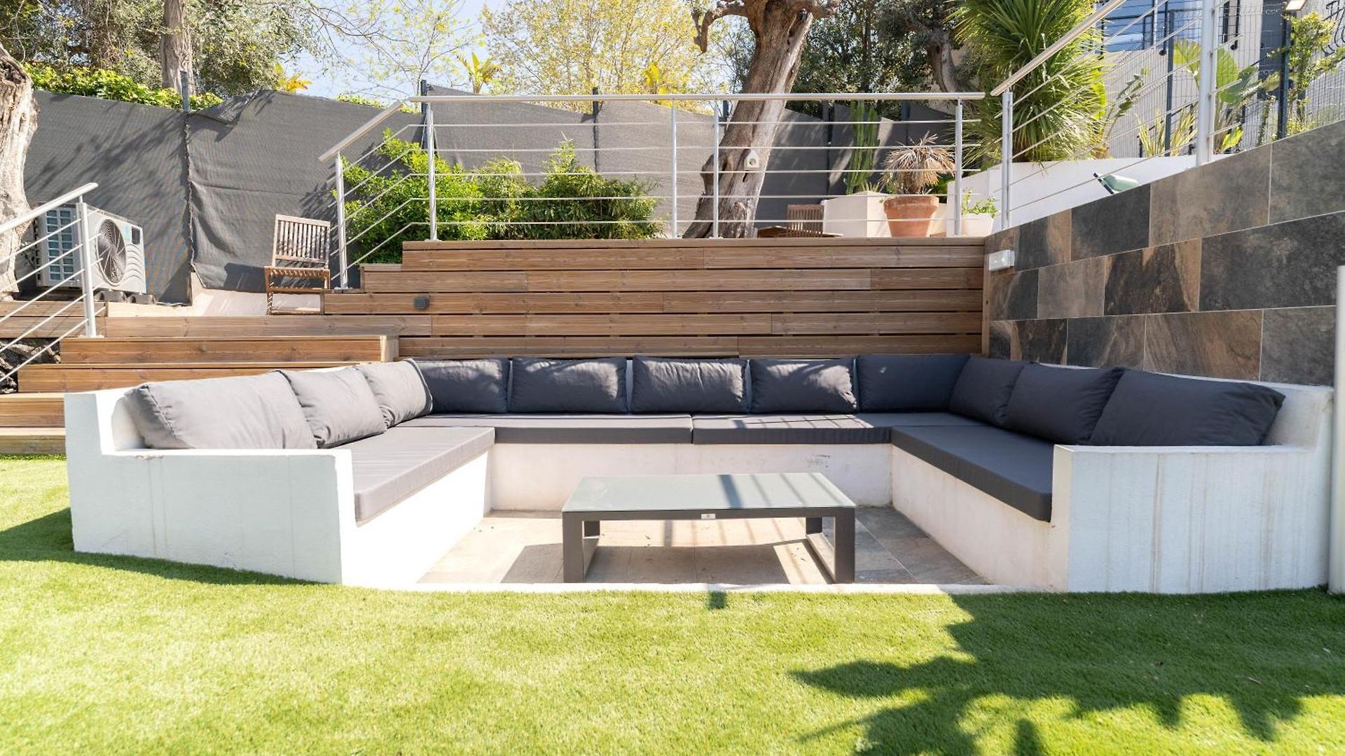 Magnifique Avec Piscine Et Jardin Appartement