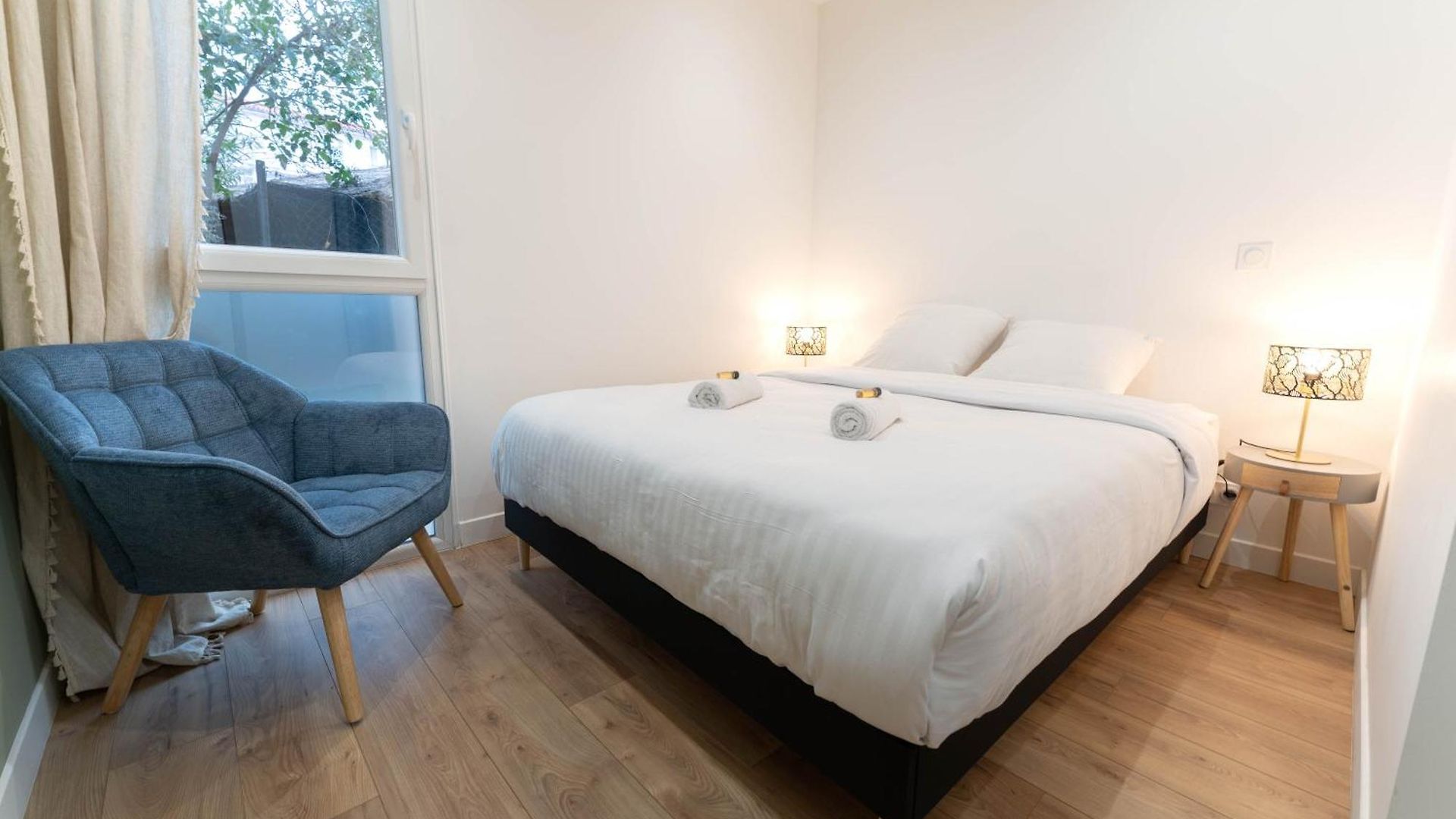 Appartement Magnifique Avec Piscine Et Jardin