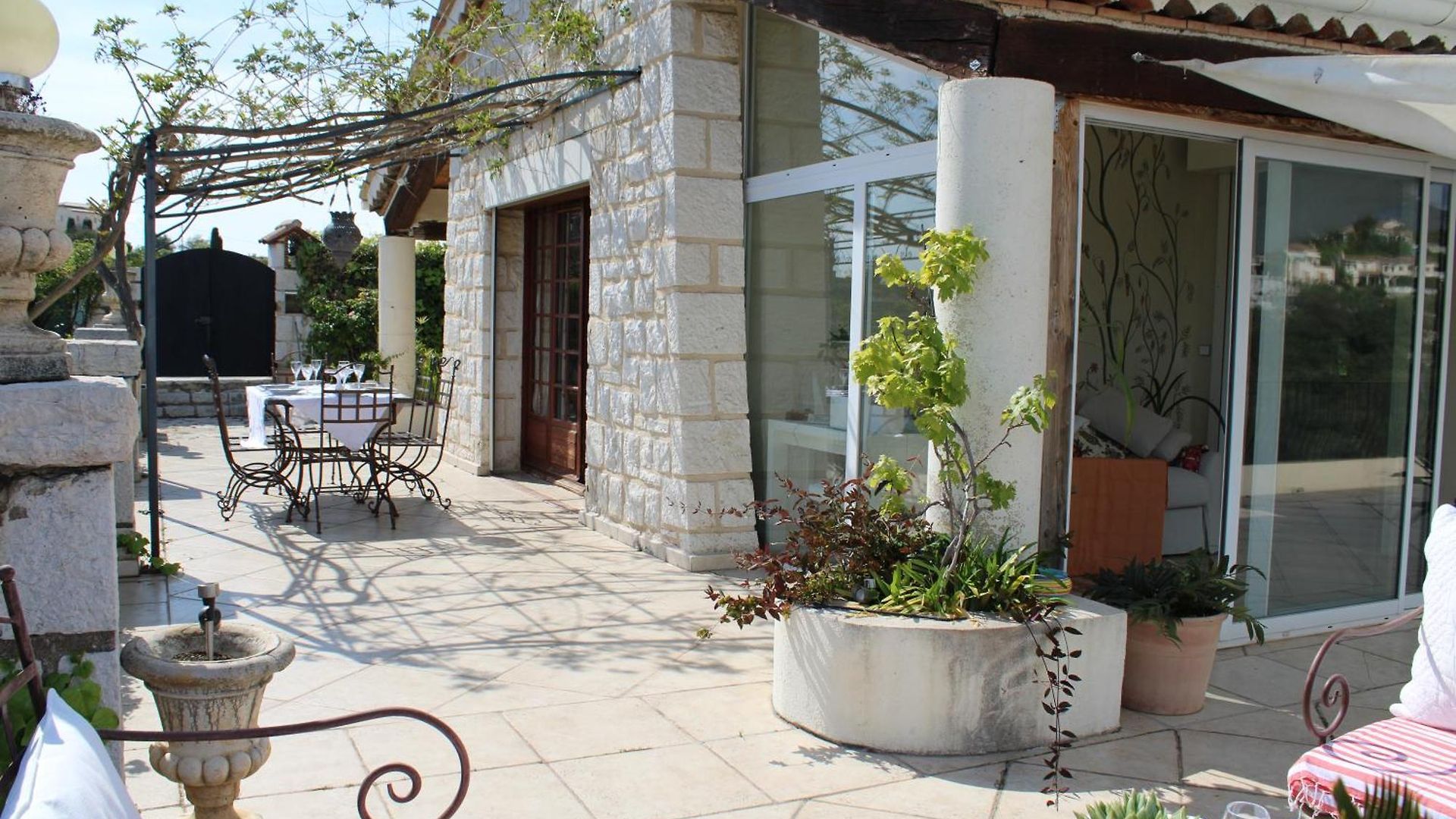 Villa Magnifique Sur Les Collines De Nice, 6 Pièces, Clim, Barbecue, Sauna Et Hammam *