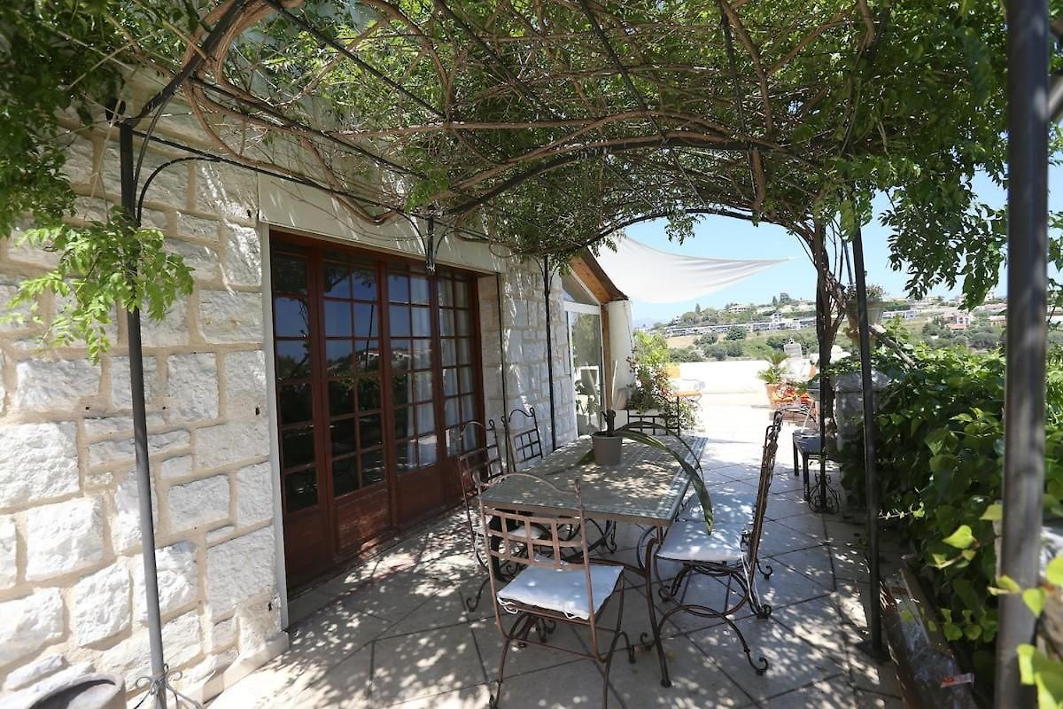 Villa Magnifique Sur Les Collines De Nice, 6 Pièces, Clim, Barbecue, Sauna Et Hammam