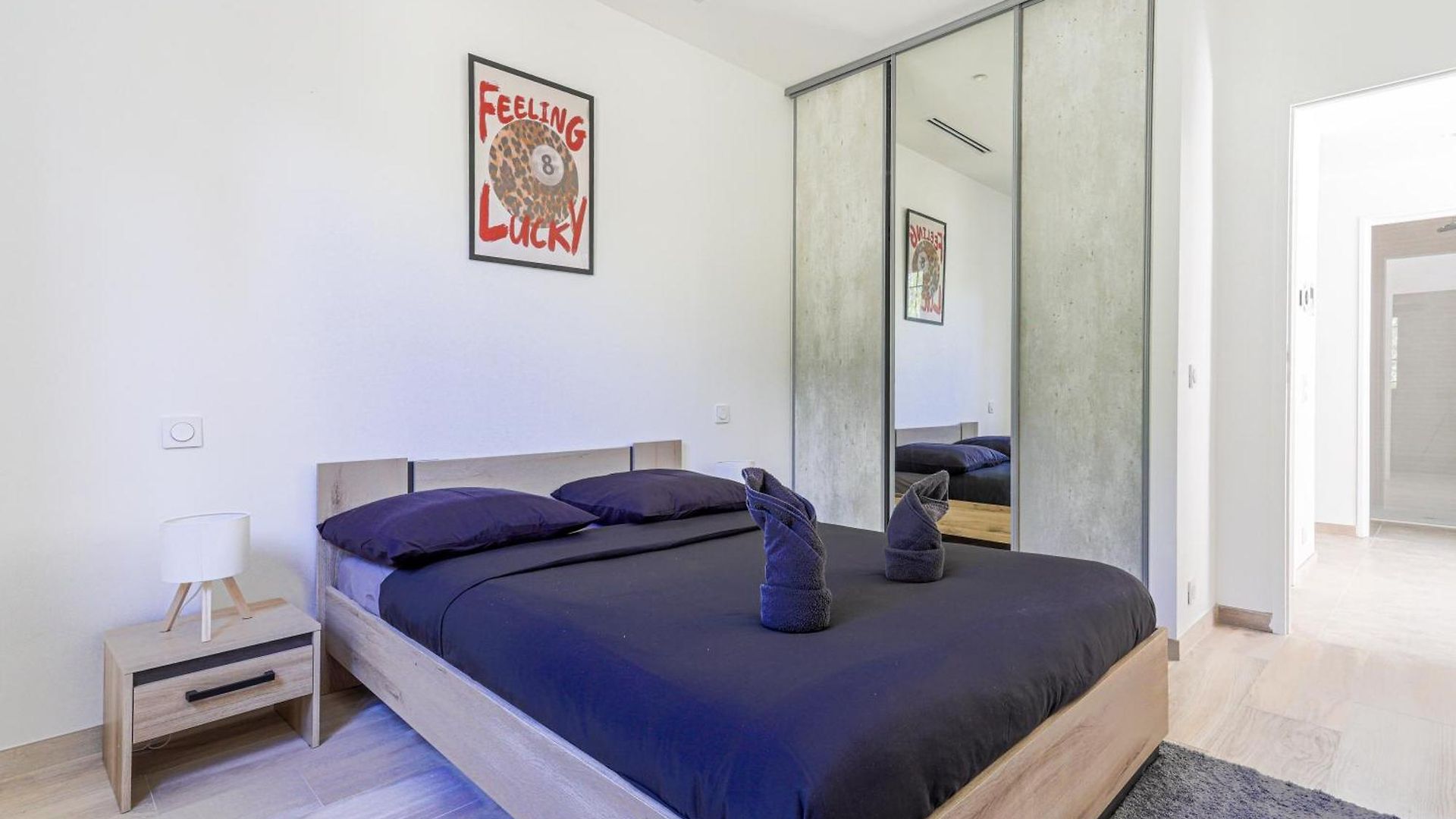 Sàvega - Climatisé Et Proche Appartement