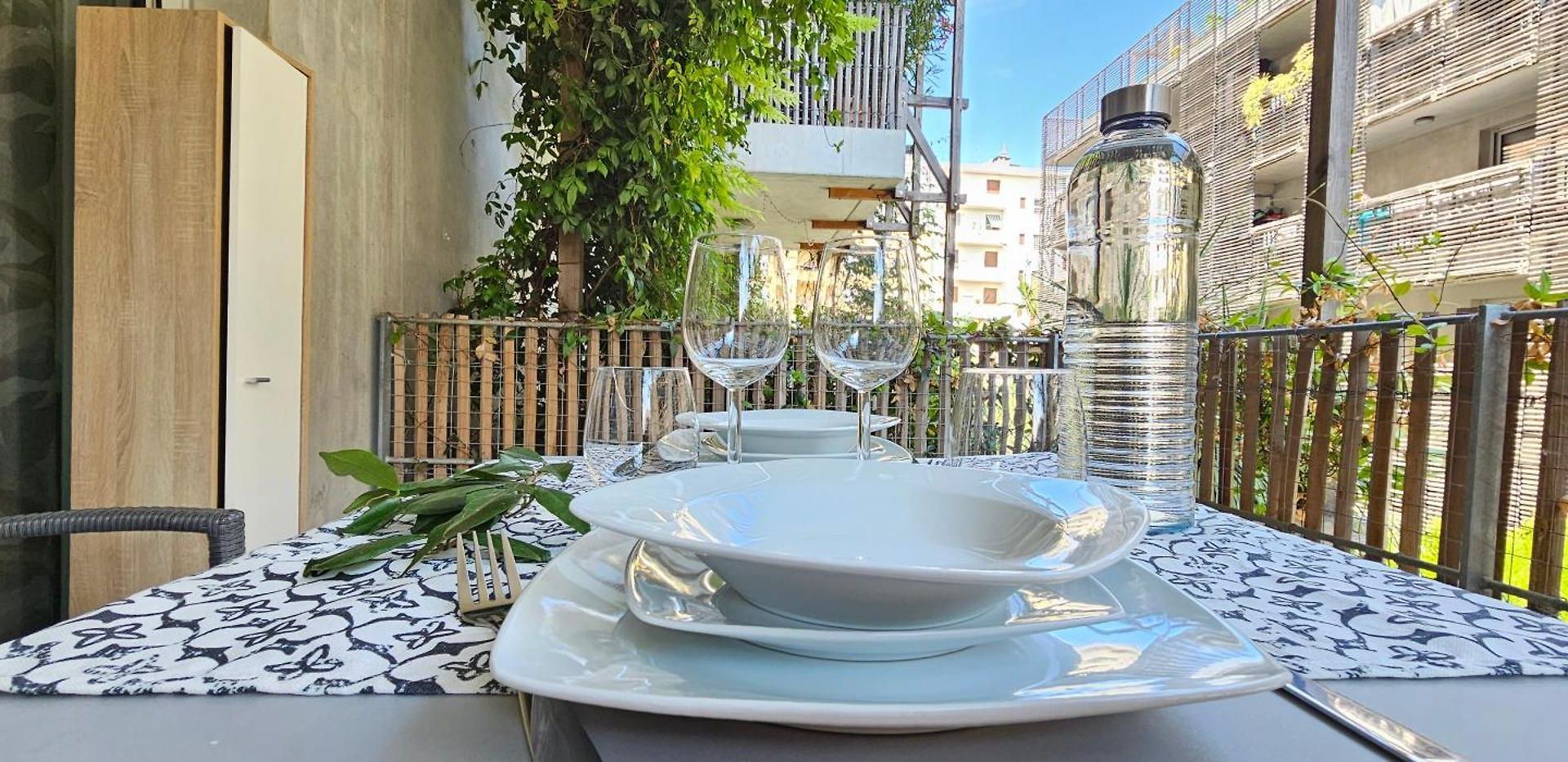 Cosy Dans Un Ecrin De Verdure -nice Nice
