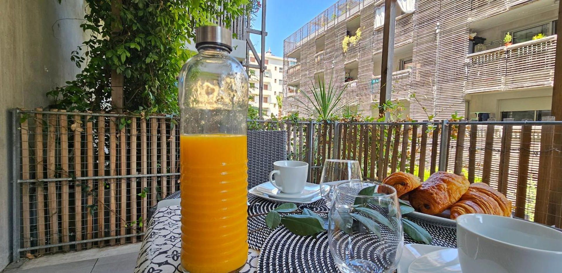 Cosy Dans Un Ecrin De Verdure -nice * Nice