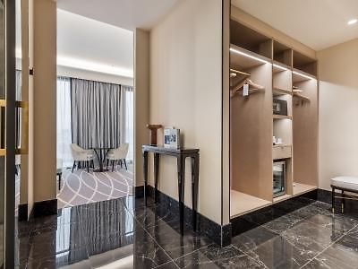 B4 Park Hotel