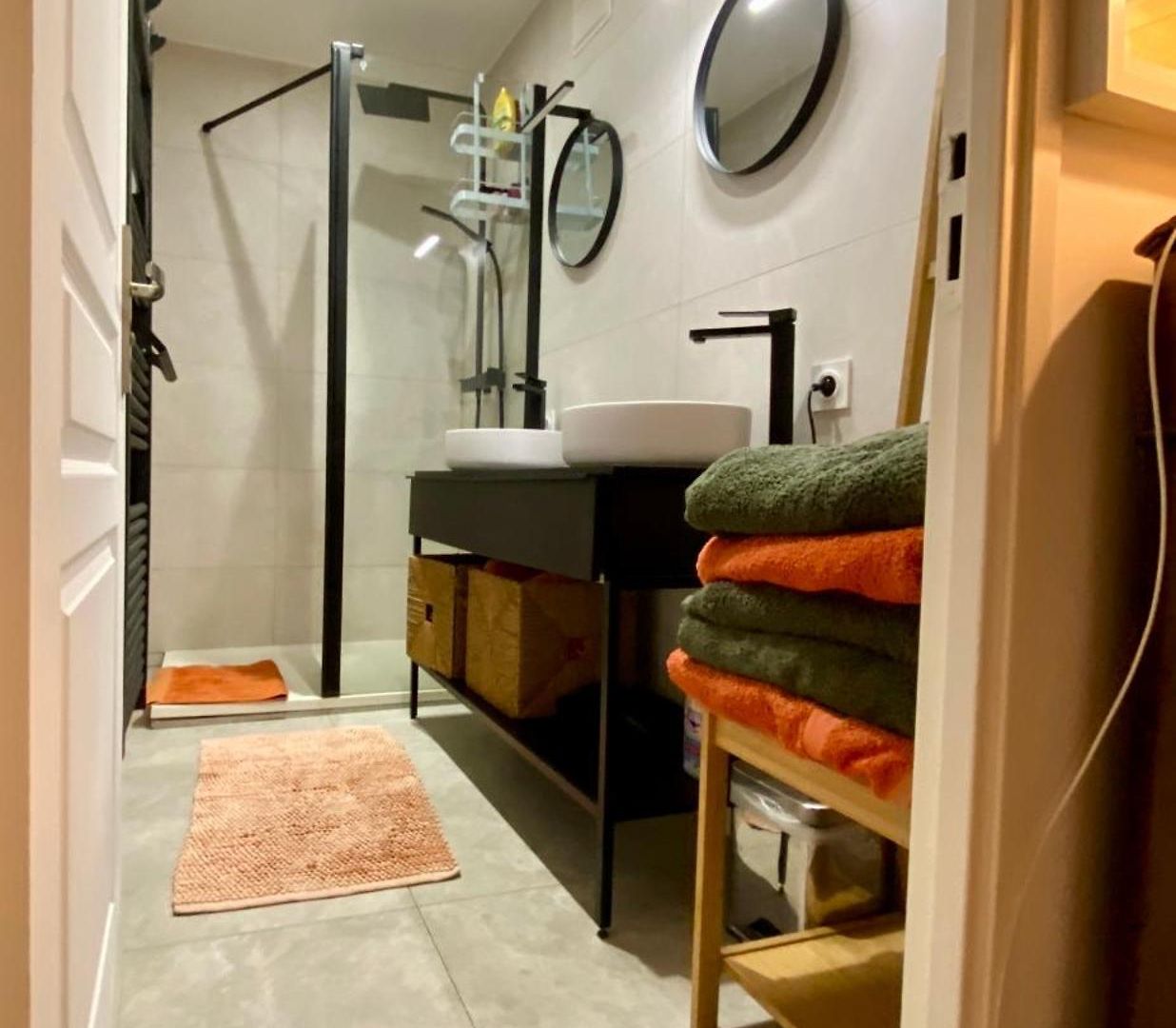 Au Cœur Du Vieux Nice, 3 Au Calme, Grand Appartement *