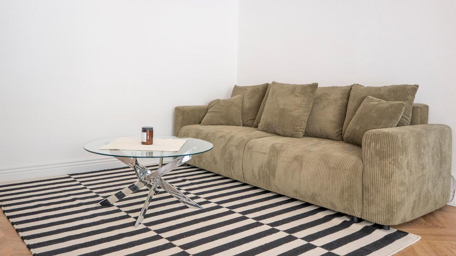 Appartement Superbe 2 Pièces Contemporain Au Cœur De *