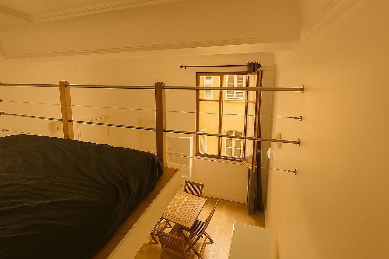 Appartement Rénové Et Cosy, Vieux Nice, Place Iconique Nice