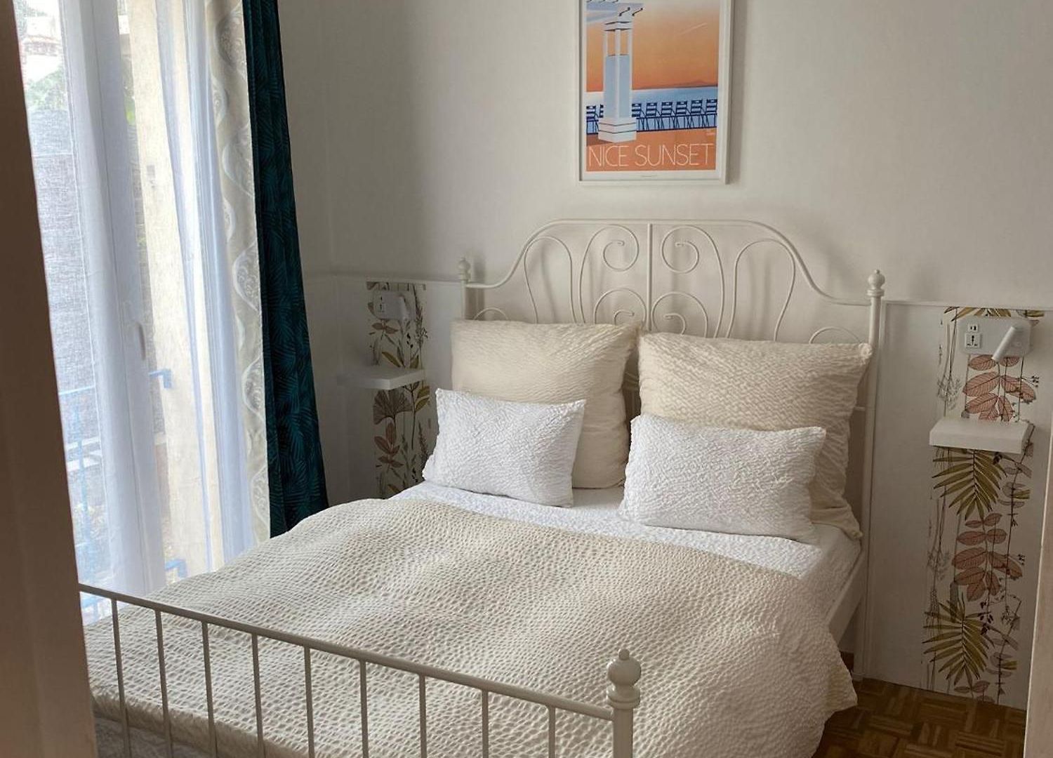 Hotel Logis Victorine 2*
