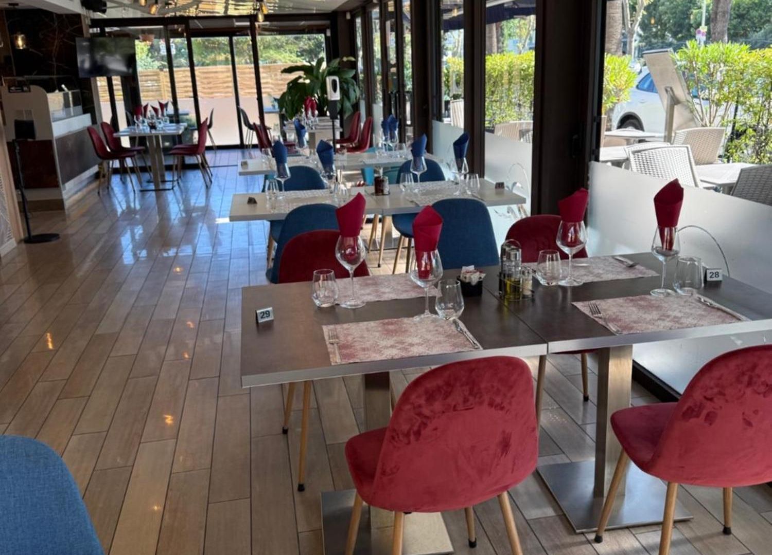 Hotel Ibis Budget Palais Nikaia 2*