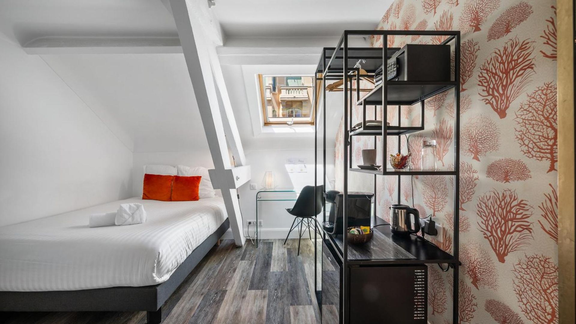 Arome Hotel